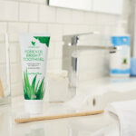 Forever Bright Toothgel, tandpasta med aloe vera og propolis